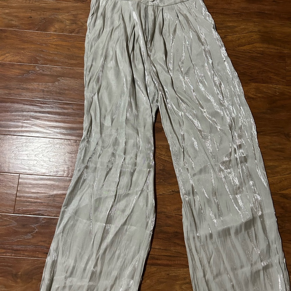 Chic Silver Wide-Leg Pants